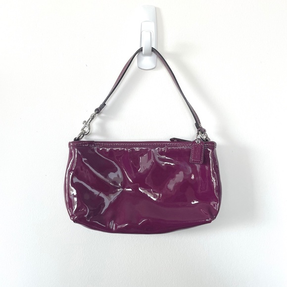 Coach Clutch Shoulder Bag Purse - Shiny Purple - Picture 4 of 7